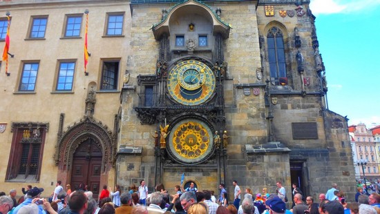 horloge-astronomique-prague horloge-astronomique-prague