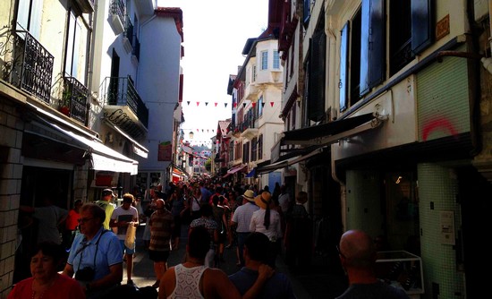 ruelle-st-jean-de-luz ruelle-st-jean-de-luz