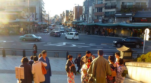quartier-gion-street quartier-gion-street