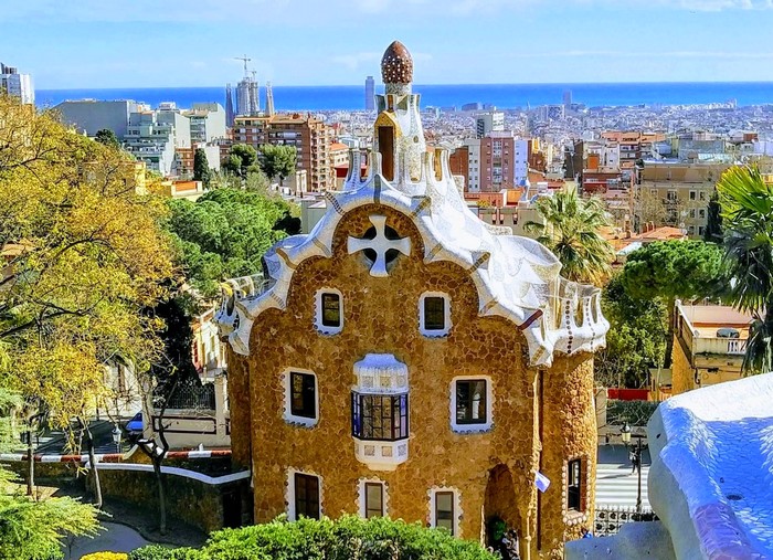 visiter-Parc-Guell-billet-coupe-file