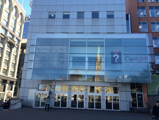 visite-guidee-parlement-canada visite-guidee-parlement-canada