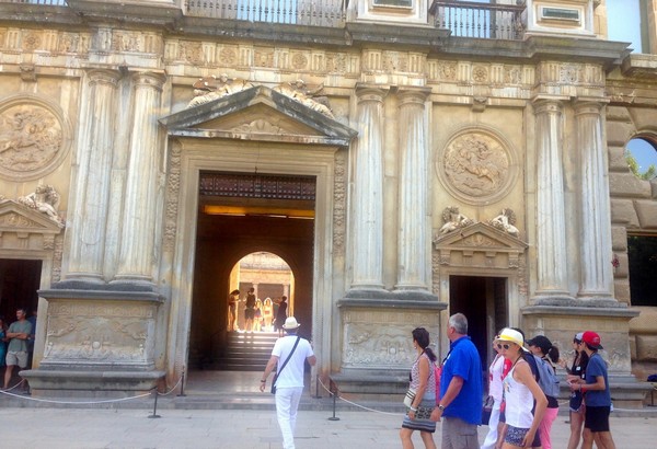 reserver-visite-guidee-francais-alhambra