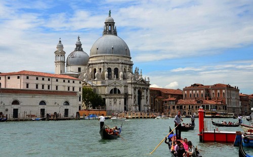 Sainte-Mari-della-Salute-venise