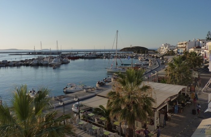 naxos-cyclades-village-pittoresque-chora