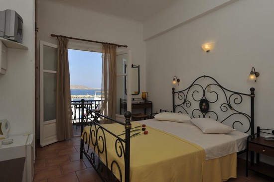 ou-dormir-paros-cyclades