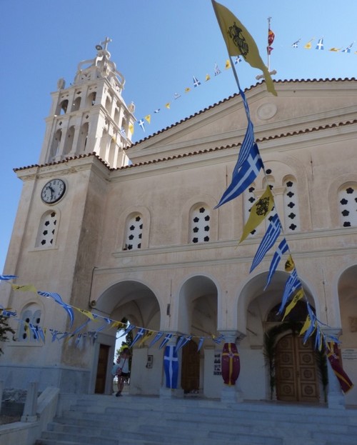 paros-cyclades-lefkes-agia-triada