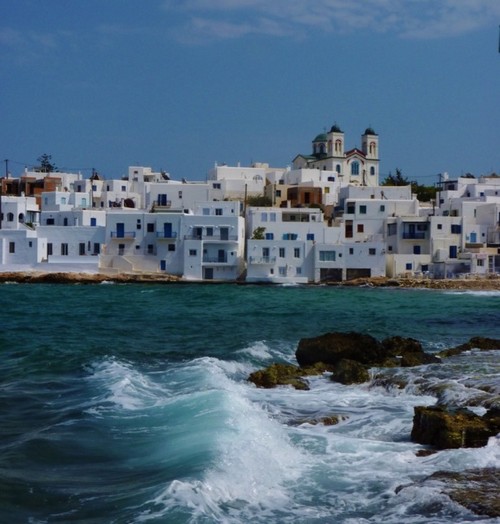 paros-cyclades-port-pecheur-naoussa