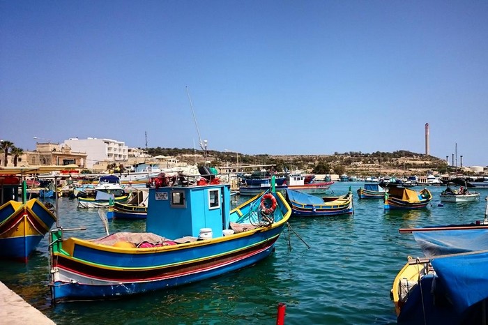 Marsaxlokk-bateau-baie