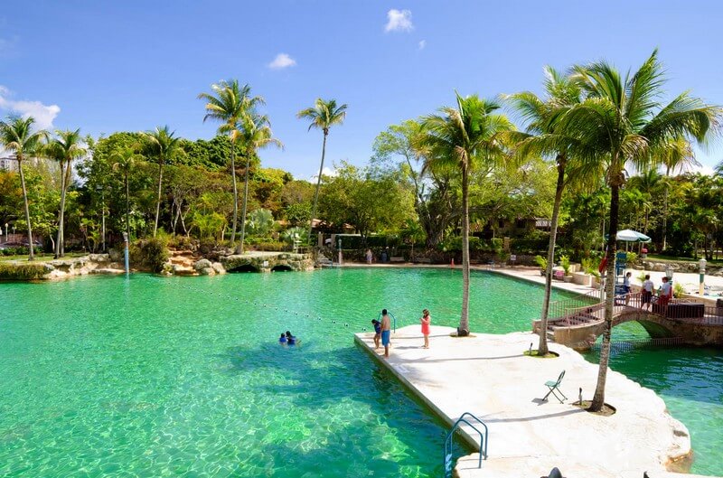Venetian-Piscine-coral-gables-miami