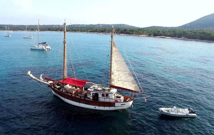 loger-bateau-porto-vecchio