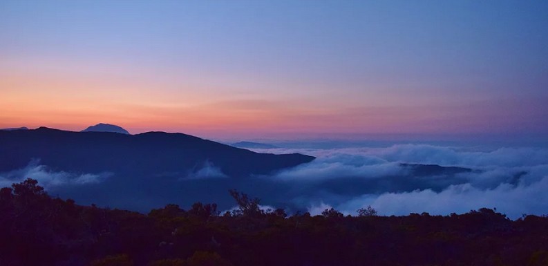 vetement-randonnee-piton-de-la-fournaise