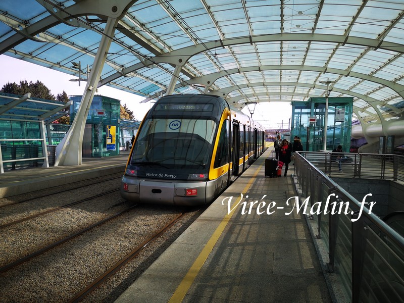 rejoindre-porto-train-aeroport