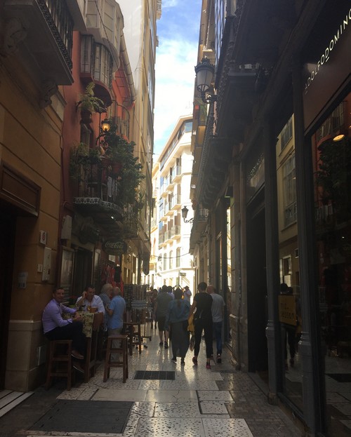 malaga-ruelle-quartier-plaza-constitution