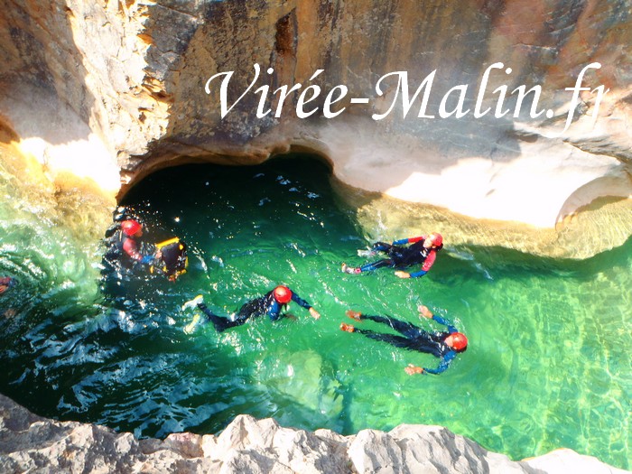 meilleur-centre-canyoning-Saint-lary-soulan