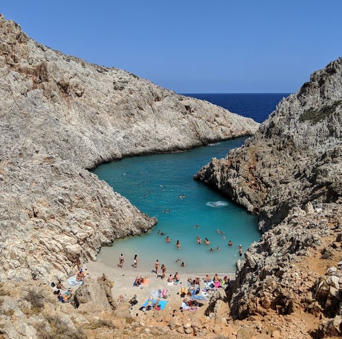 limani-plage-crete-proche-la-canee