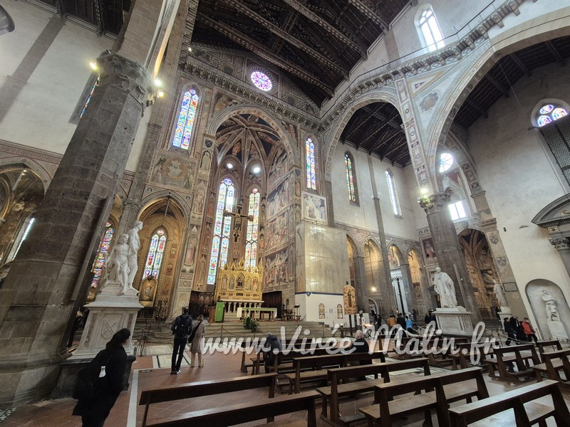Interieur-eglise-Santa-Croce