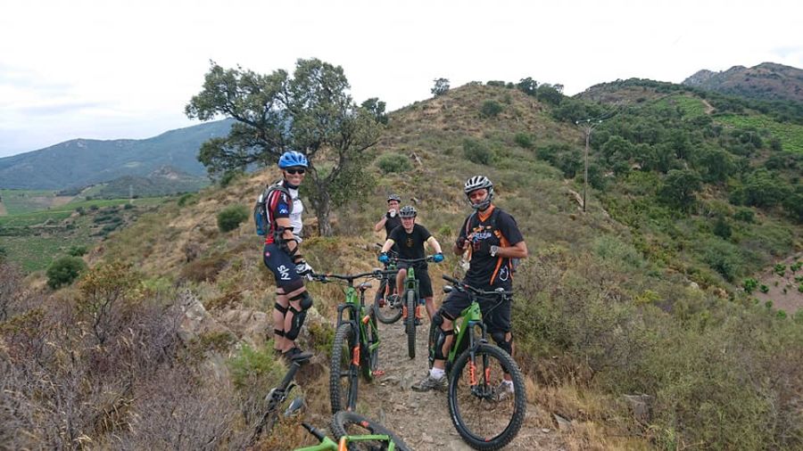 descente-montagne-vtt-electrique-cote-vermeille-collioure