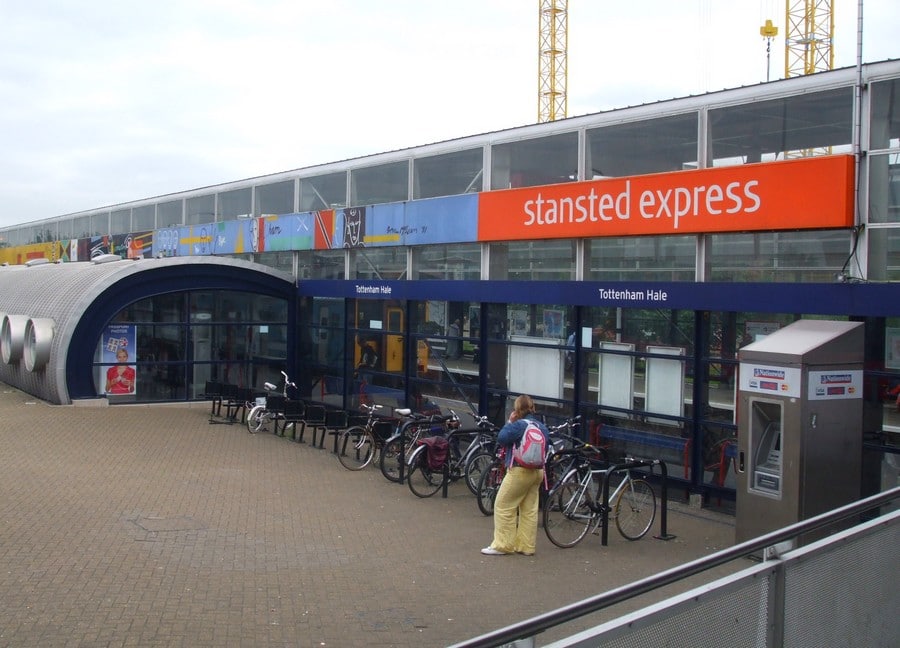 rejoindre-londres-depuis-stansted-aeroport-en-train