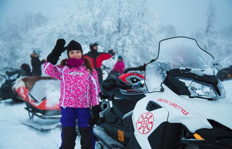 excursion-motoneige-adaptee-enfants