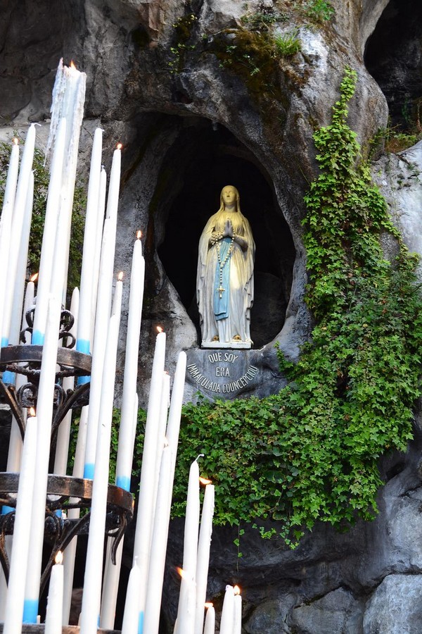 grottes-massabielle-lourdes