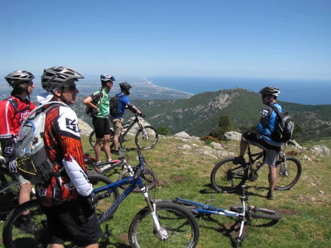 visiter-alentours-carcassonne-circuit-velo-collioure