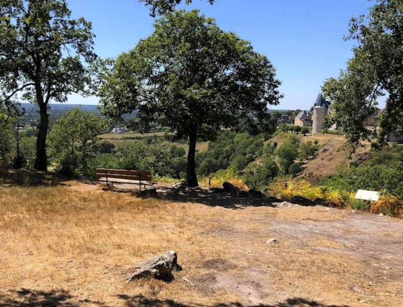 Que visiter à Sainte-Suzanne à Mayenne ?