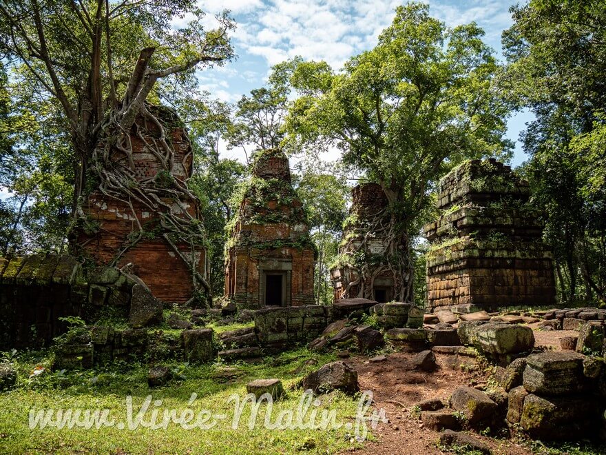 Prasat-Pram-les-5-tours-de-Koh-Ker