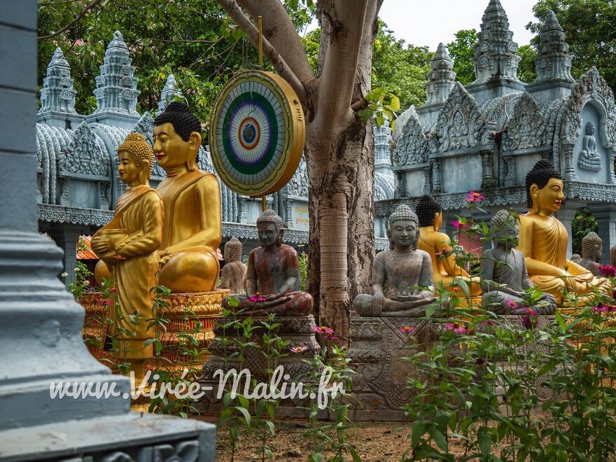 statue-Wat-Thoam-Mavoan