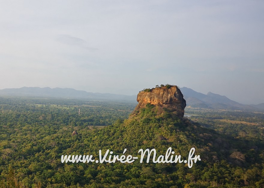 Visiter-Dambulla-Sigiriya-ou-dormir-Sigiriya-ou-dambulla